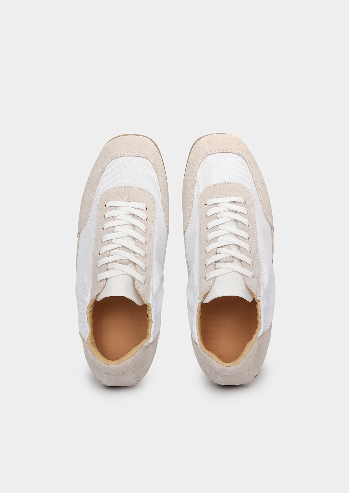 Monaco Ivory Hybrid Retro Runner | Vallentty