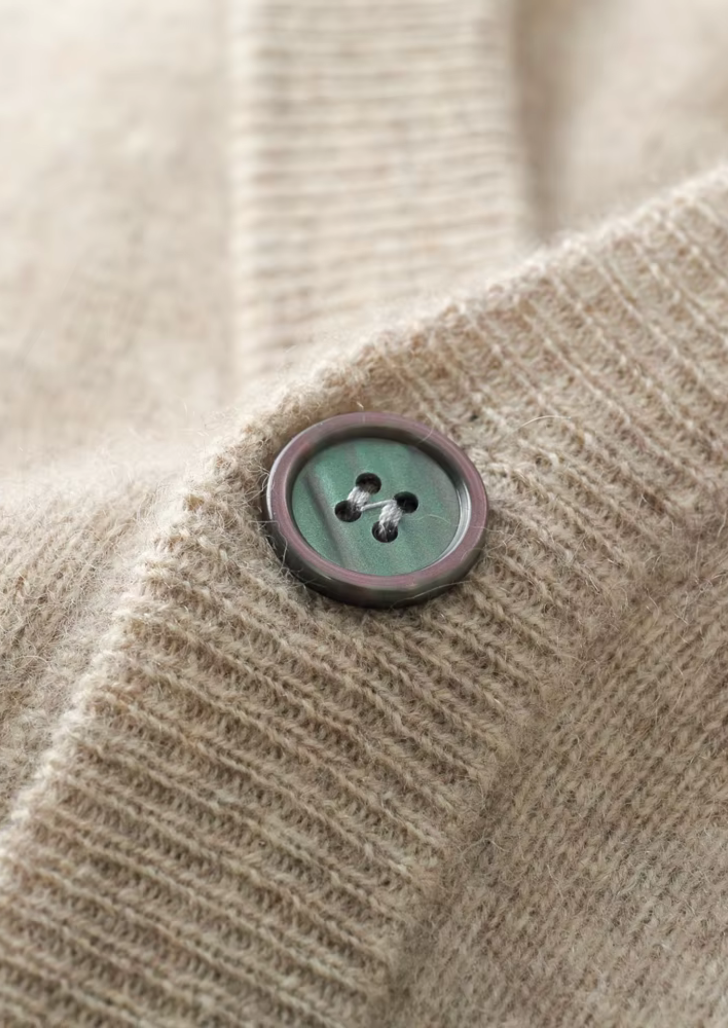 Pure Extra-Fine Merino Wool Essential Cardigan | Vallentty