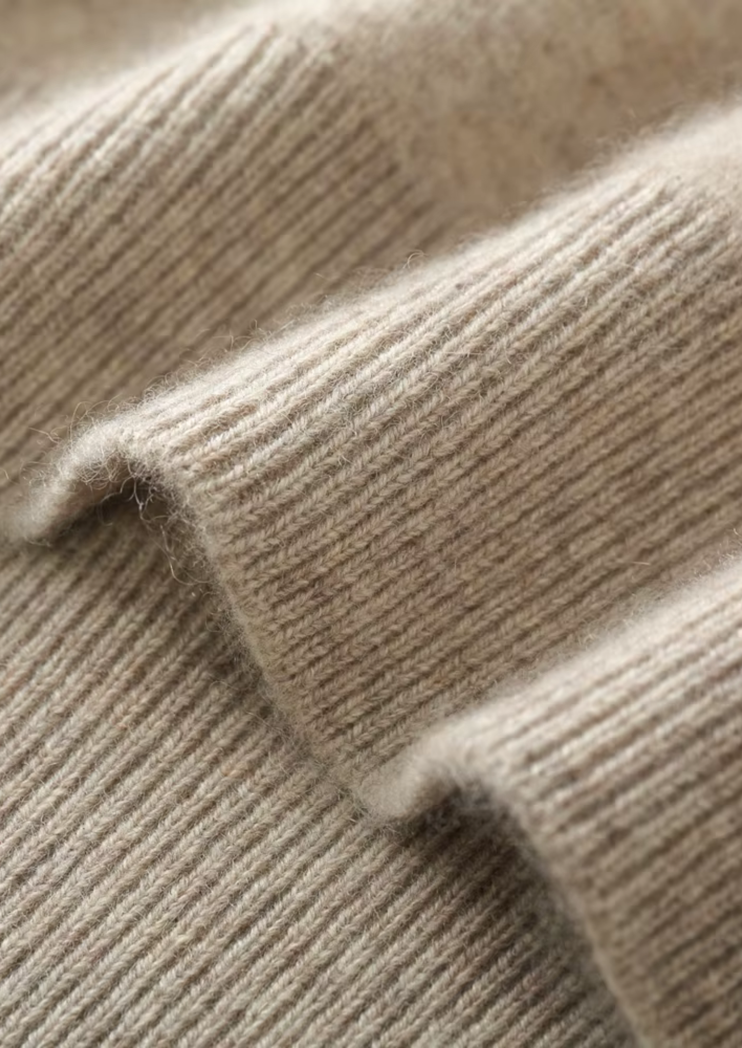 Pure Extra-Fine Merino Wool Essential Cardigan | Vallentty