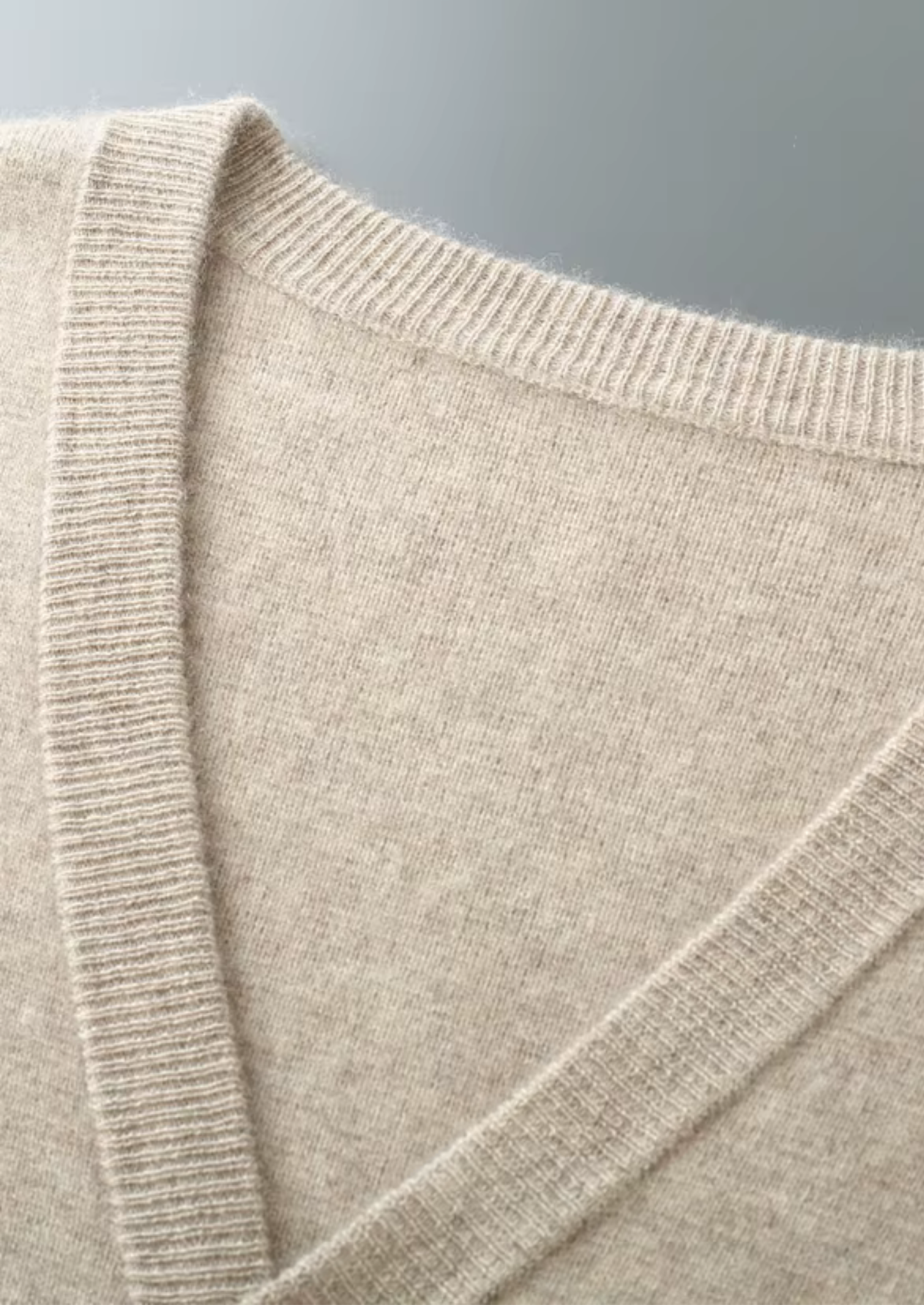 Pure Extra-Fine Merino Wool Essential Cardigan | Vallentty