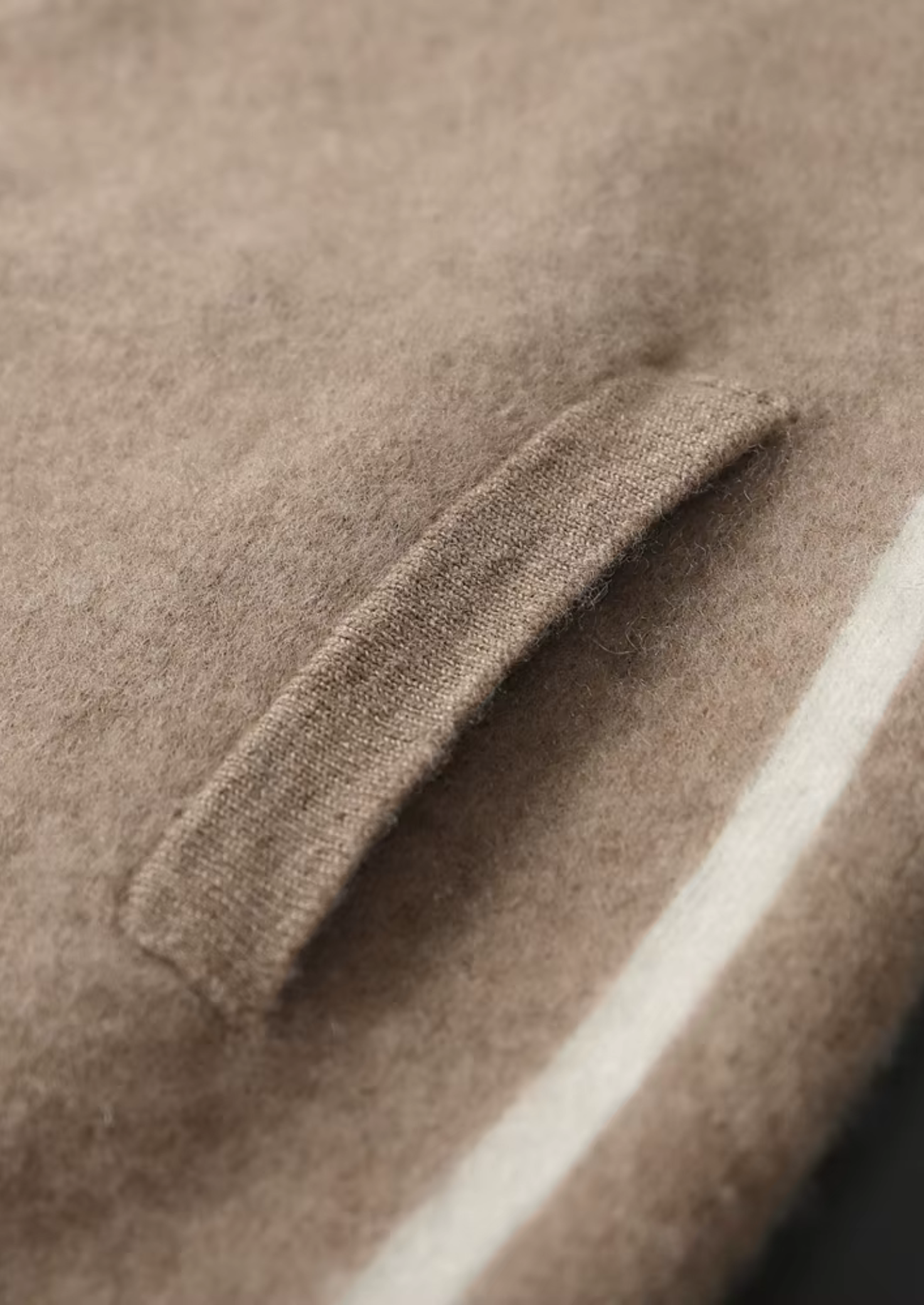 Premium Cashmere Beige Milano Leisure Set | Vallentty