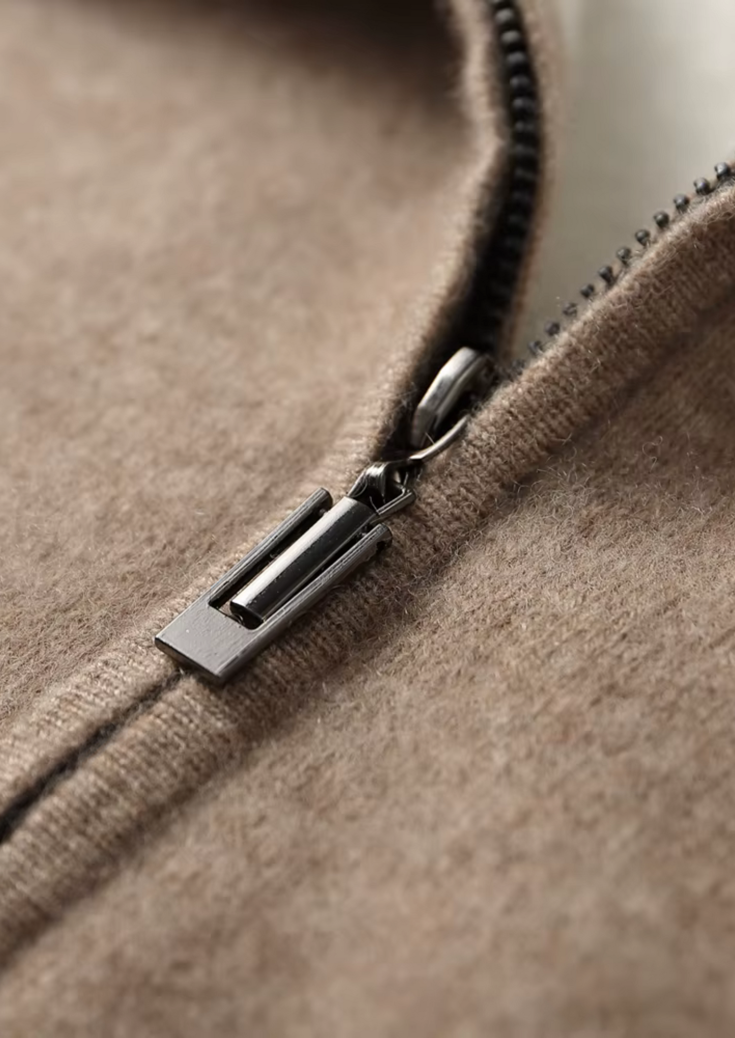Premium Cashmere Beige Milano Leisure Set | Vallentty