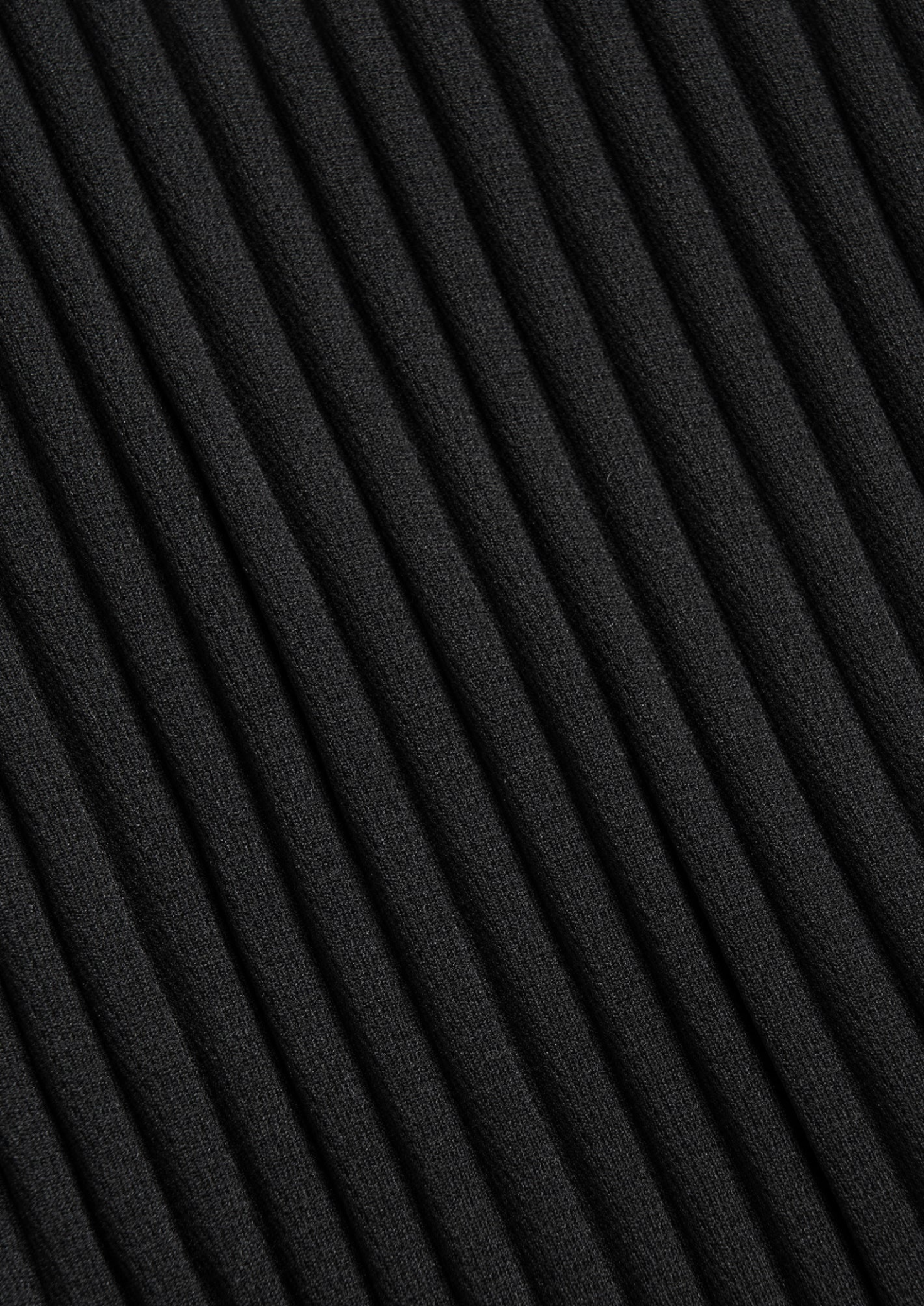 Black Pleated Summer Set | Vallentty