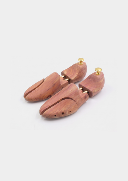 Cedar Shoe Trees | Vallentty