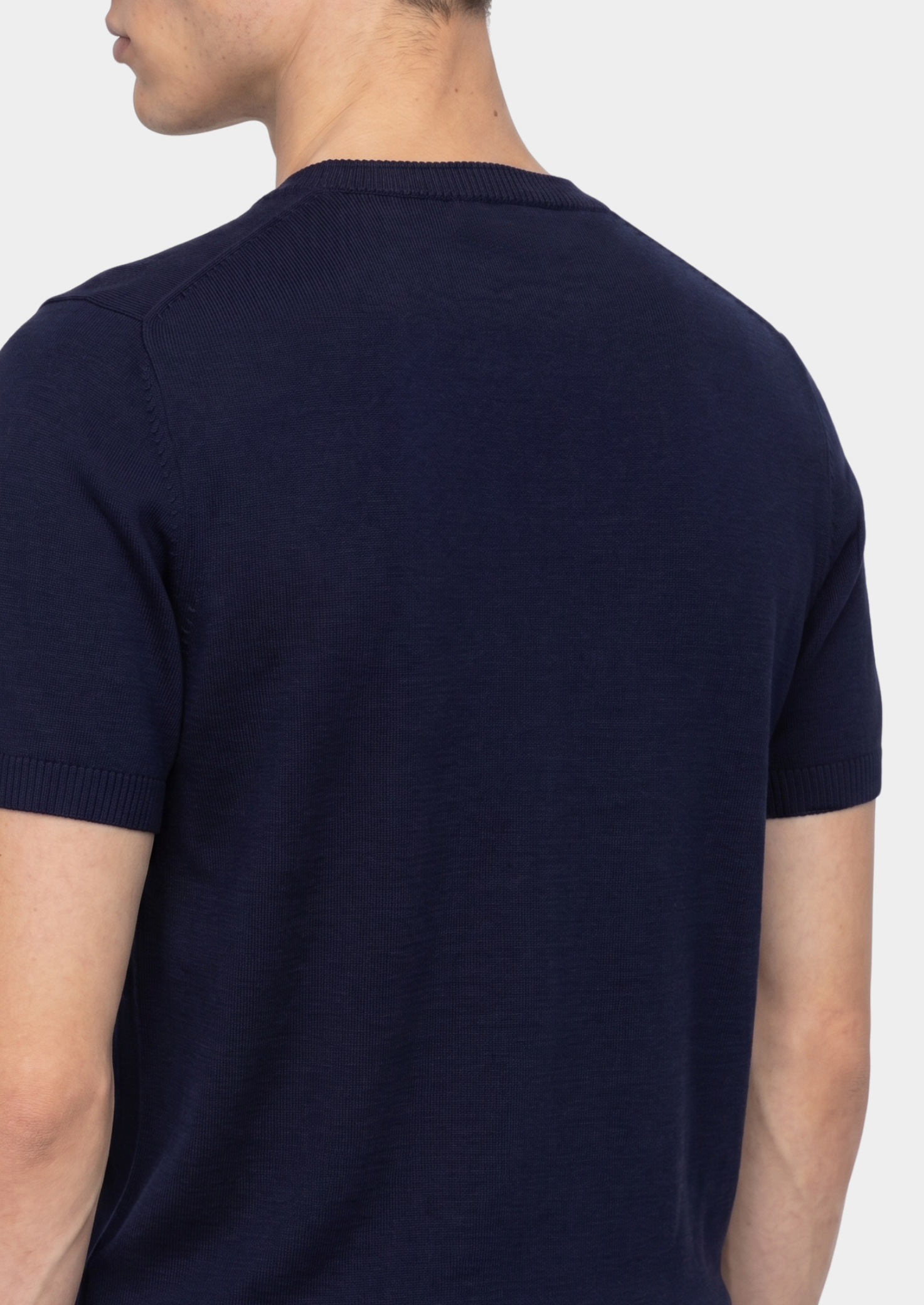 Essential Navy Blue Knitted Crewneck T-Shirt | Vallentty