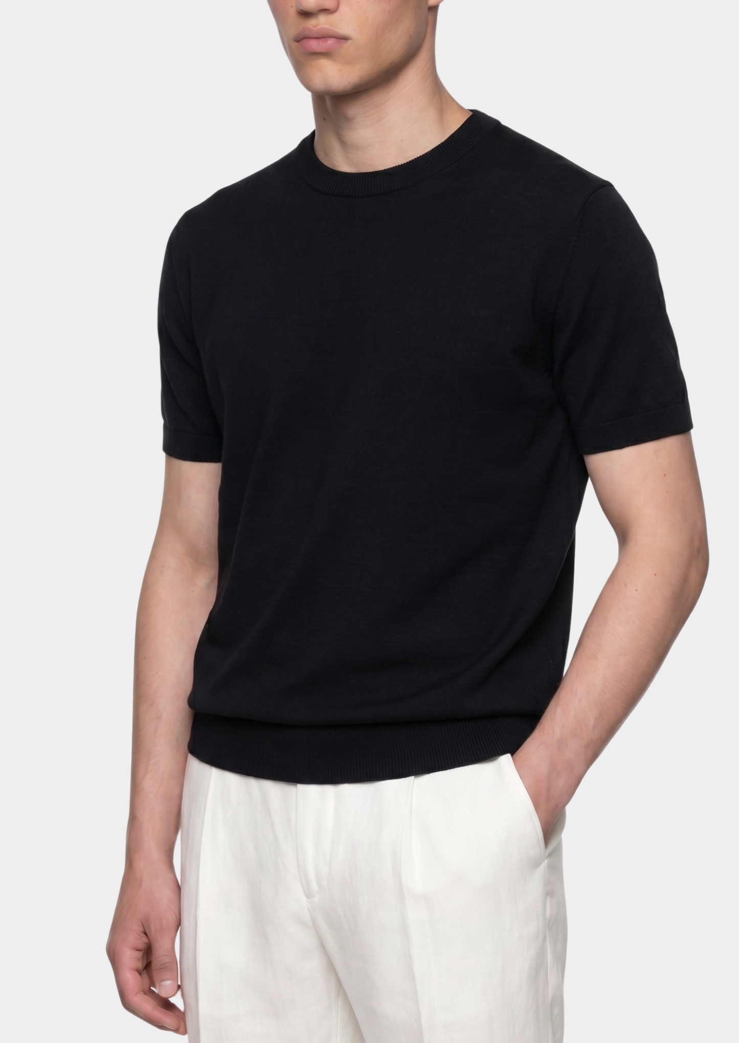 Essential Black Knitted Crewneck T-Shirt | Vallentty