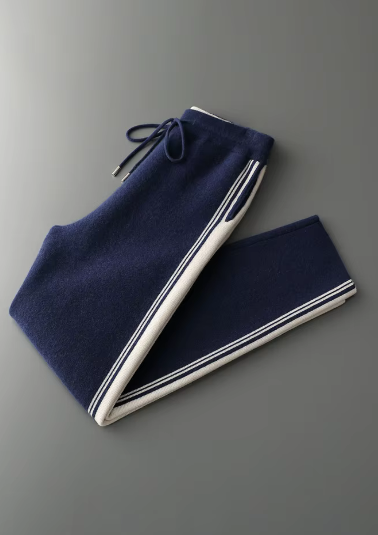 Pure Extra-Fine Merino Wool Navy Blue Damien Set | Vallentty