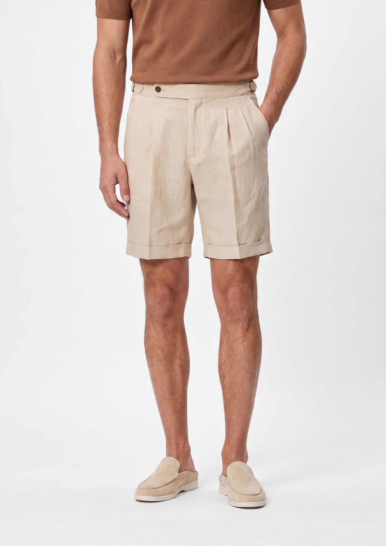 Sand Pleated Linen Seaside Shorts | Vallentty