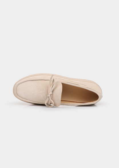 Ivory Boat Loafers | Vallentty