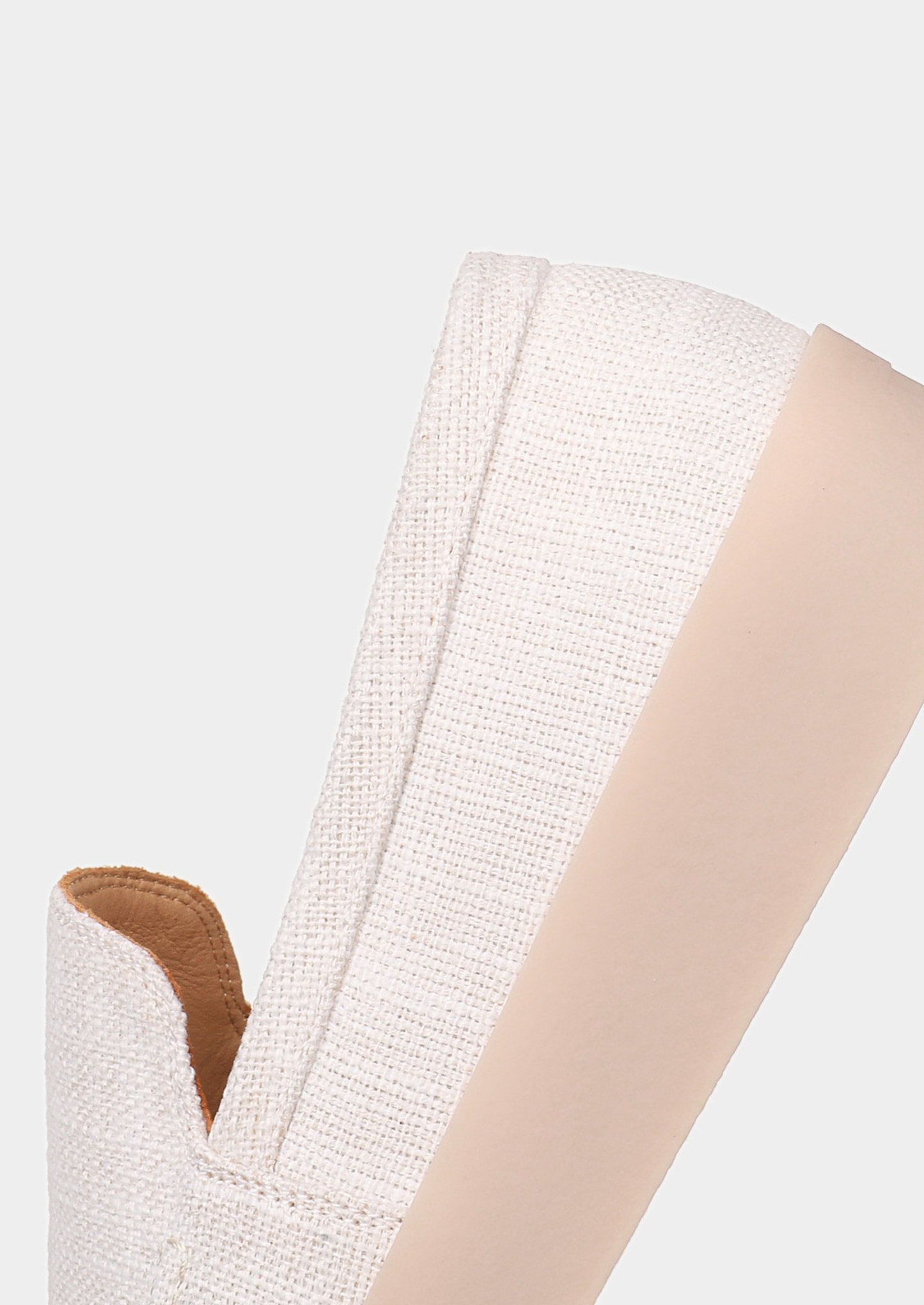 White Linen City Loafers | Vallentty