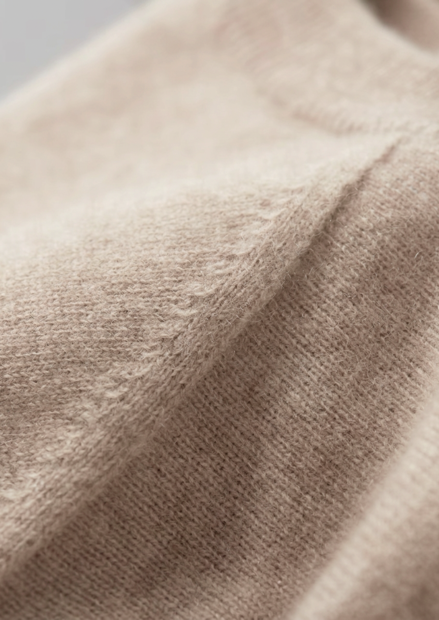 Premium Cashmere Classic Crewneck T-Shirt - Ivory Mocha | Vallentty