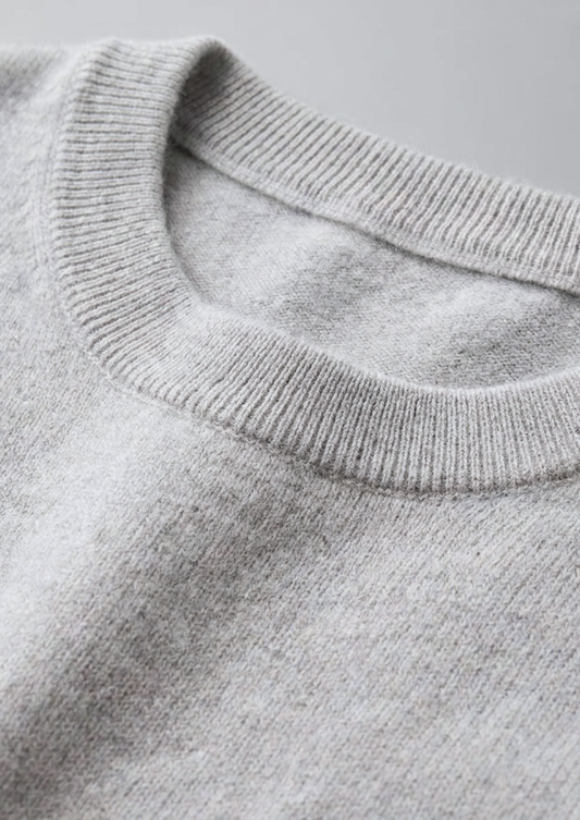 Premium Cashmere Classic Crewneck T-Shirt - Light Gray | Vallentty