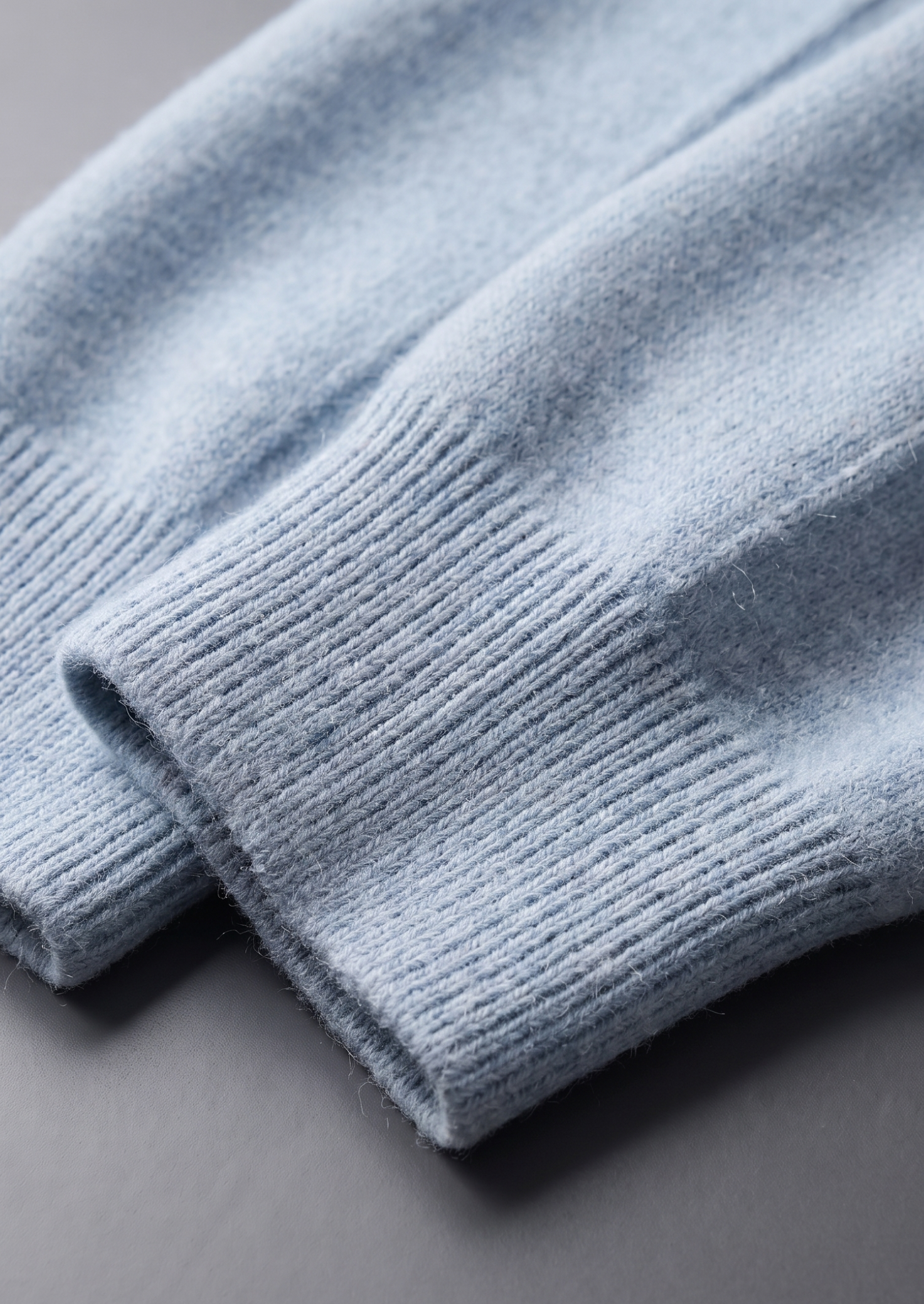 Pure Extra-Fine Merino Wool Light Blue Luzzo Set | Vallentty