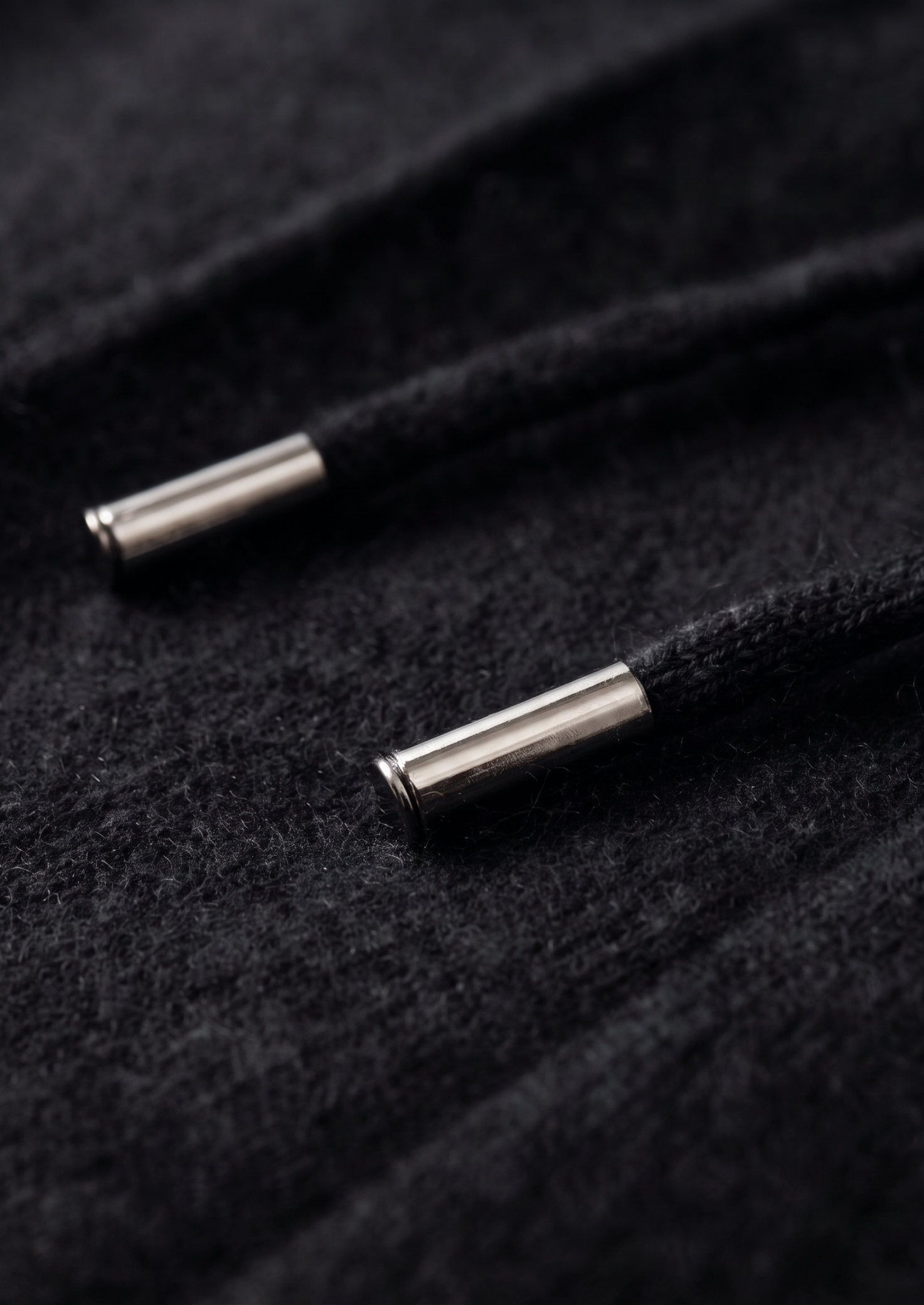 Pure Extra-Fine Merino Wool Black Luzzo Set | Vallentty