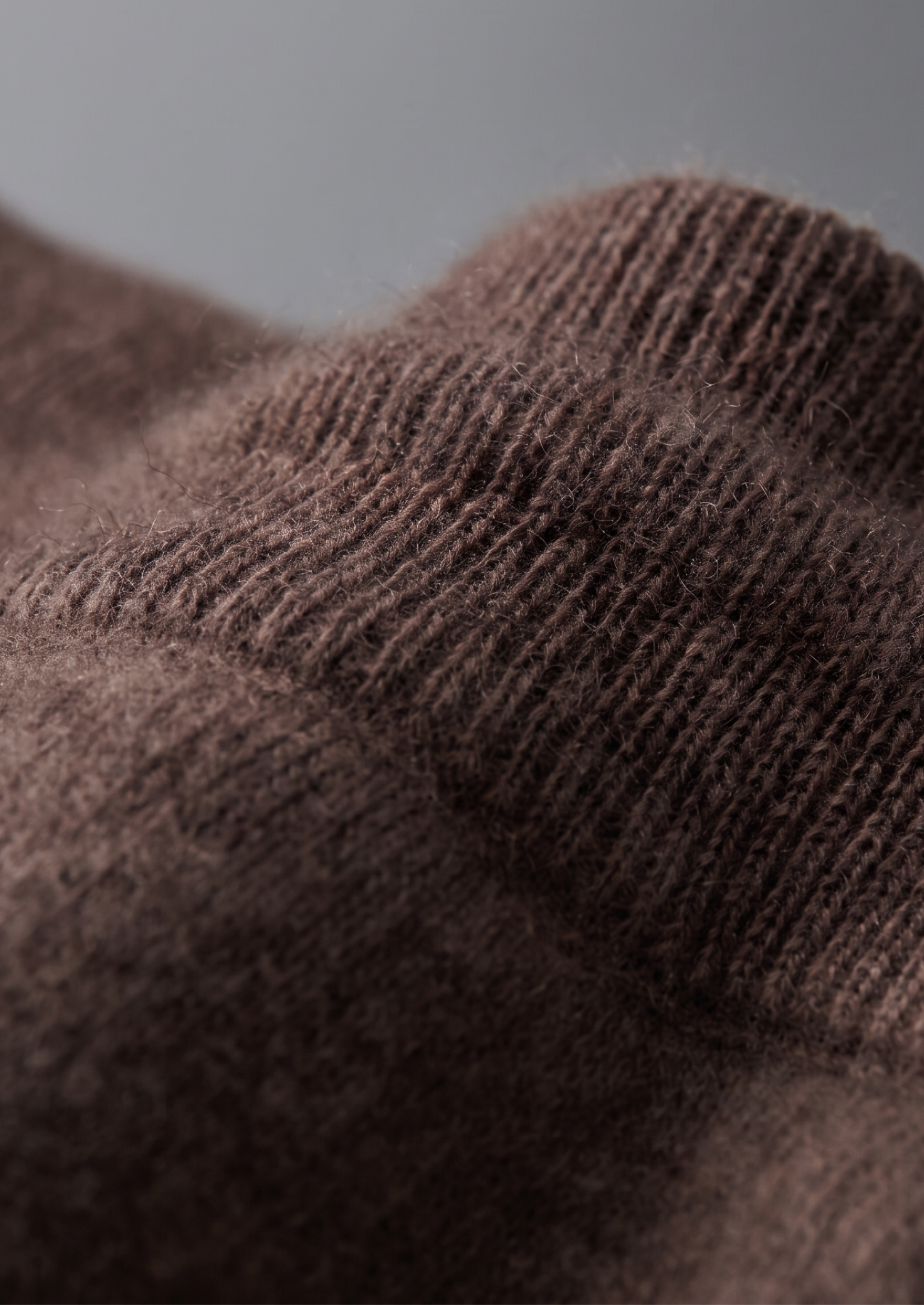 Pure Extra-Fine Merino Wool Dark Brown Luzzo Set | Vallentty